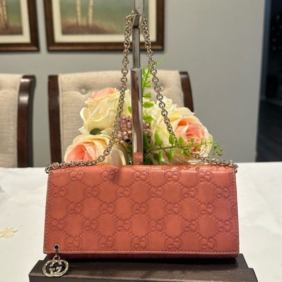 Authentic Gucci WOC (wallet on chain) bag with box - Picture 3 of 14